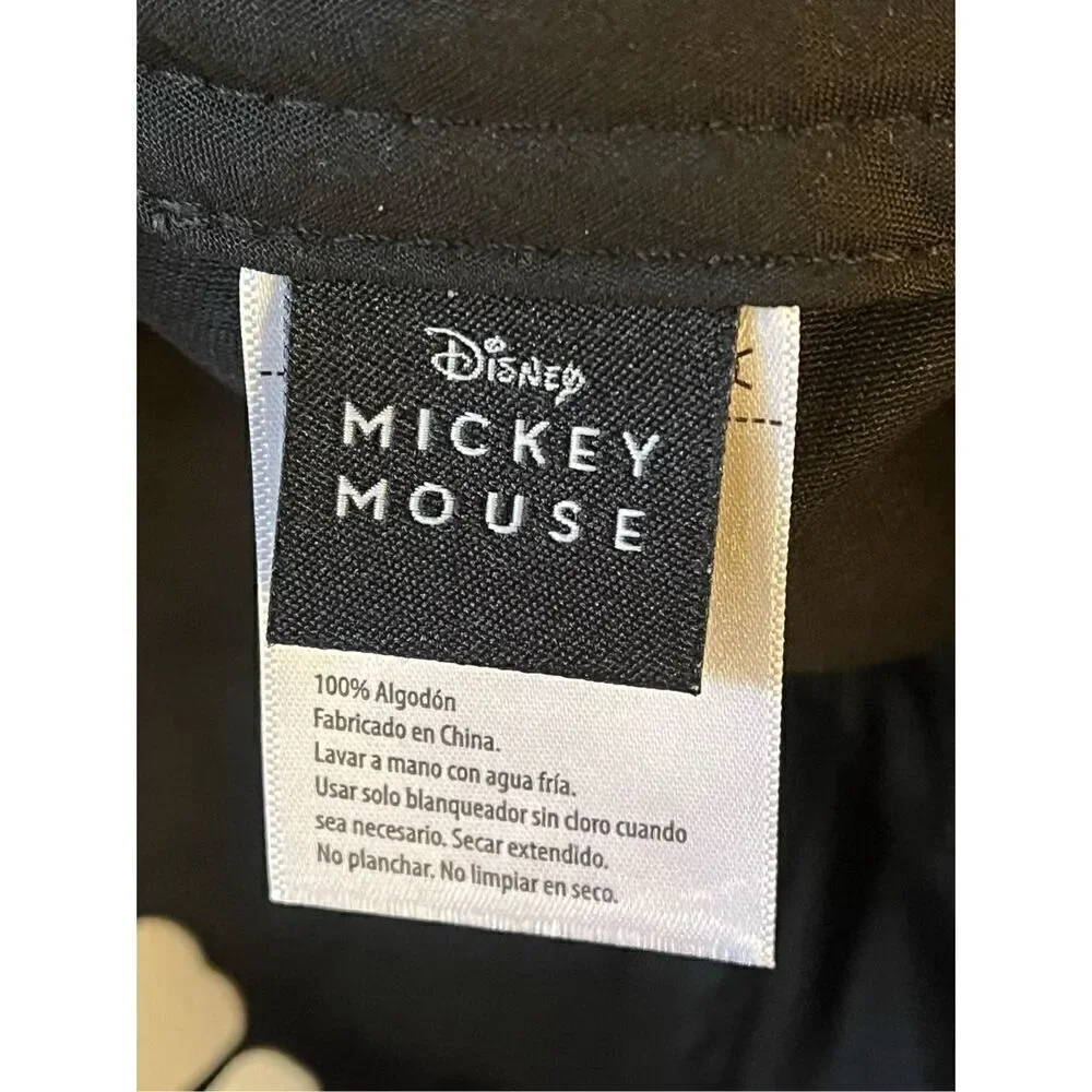 Disney Mickey Mouse hat black front patch adjustable (3384) nwt